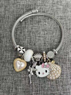 NO.467 Pink Hello Kitty Bracelet cute